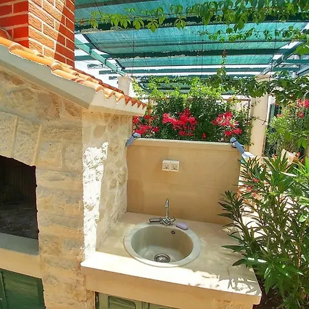 Gracin By Interhome Povlja (Brac)